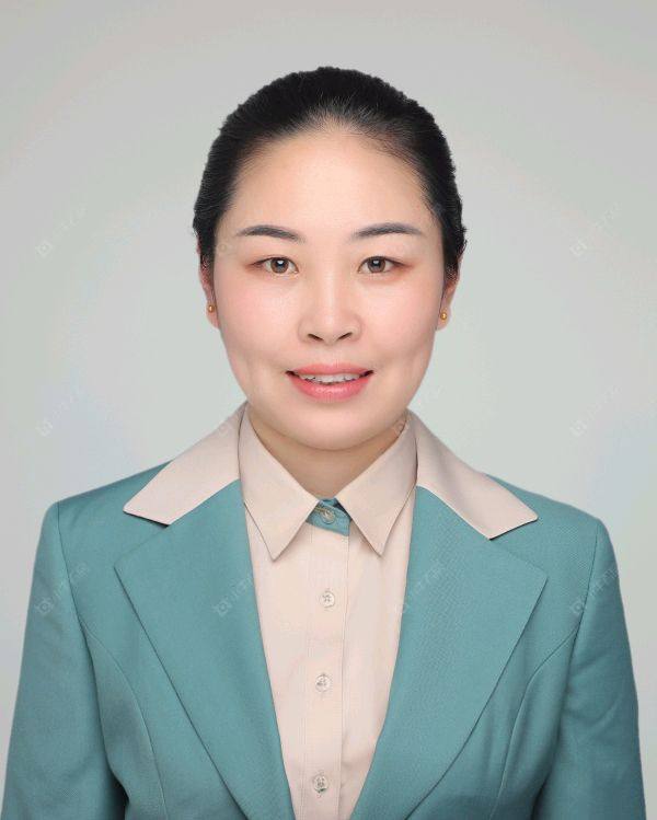 楼盘经纪人王春雨