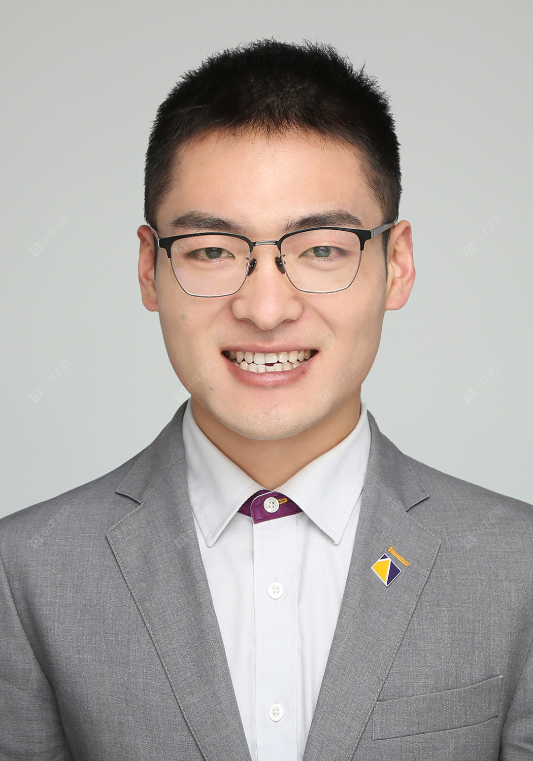 二手经纪人卢阳