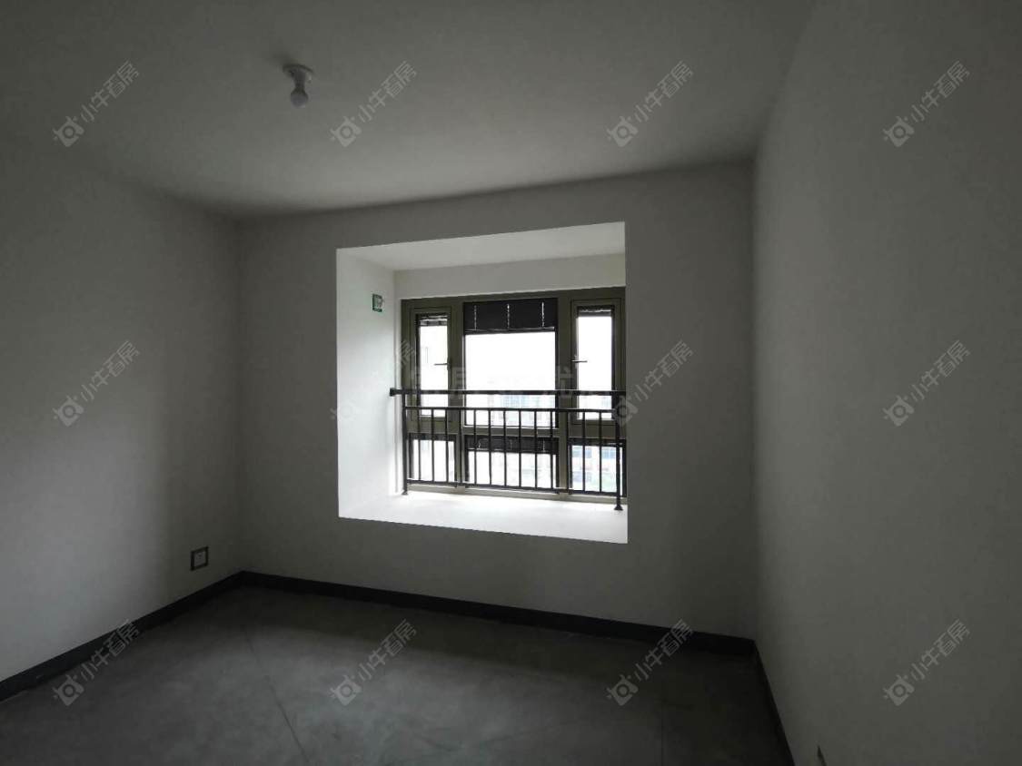 常州玉兰广场四期4室2厅2卫出租_小牛看房