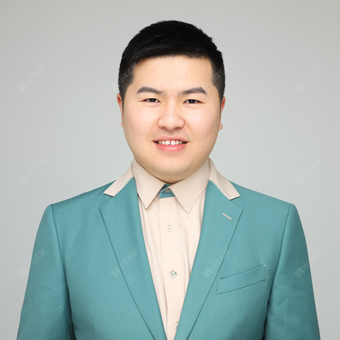 二手经纪人陈舒叶