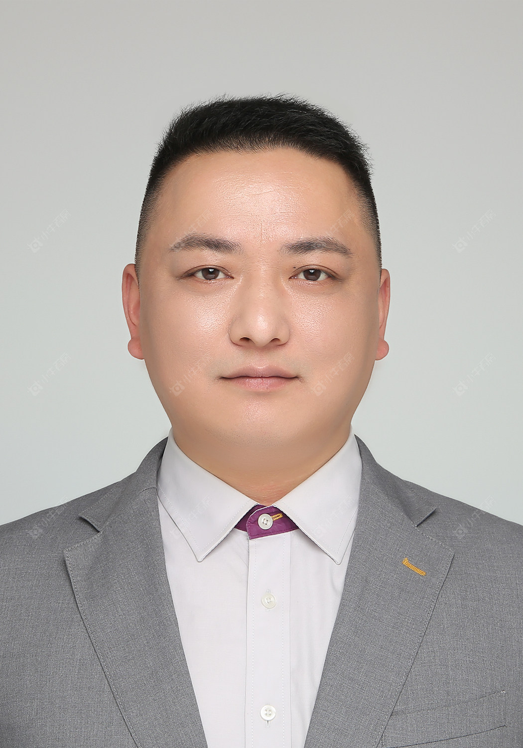 颜益峰 二手经纪人颜益峰