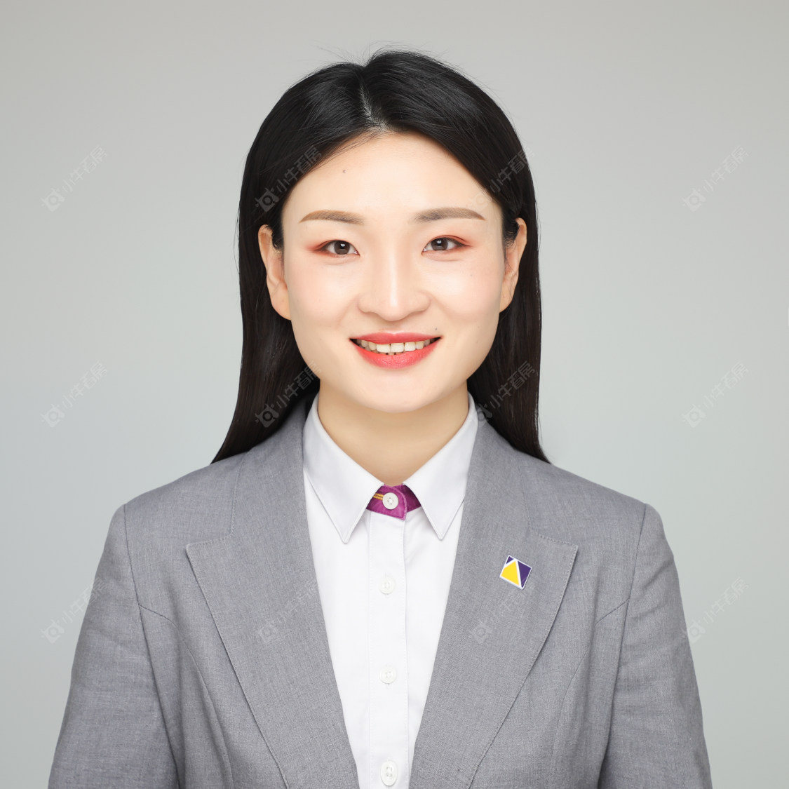 楼盘经纪人朱雪侠