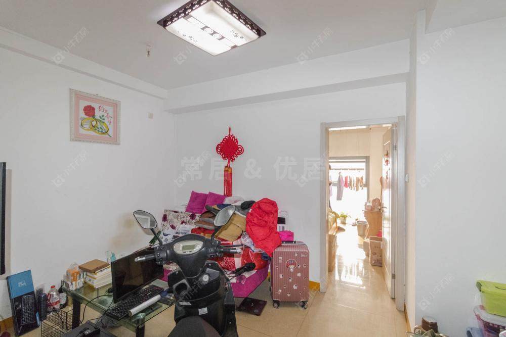 常州亚泰财富中心在售二手房房源室内图_小牛看房