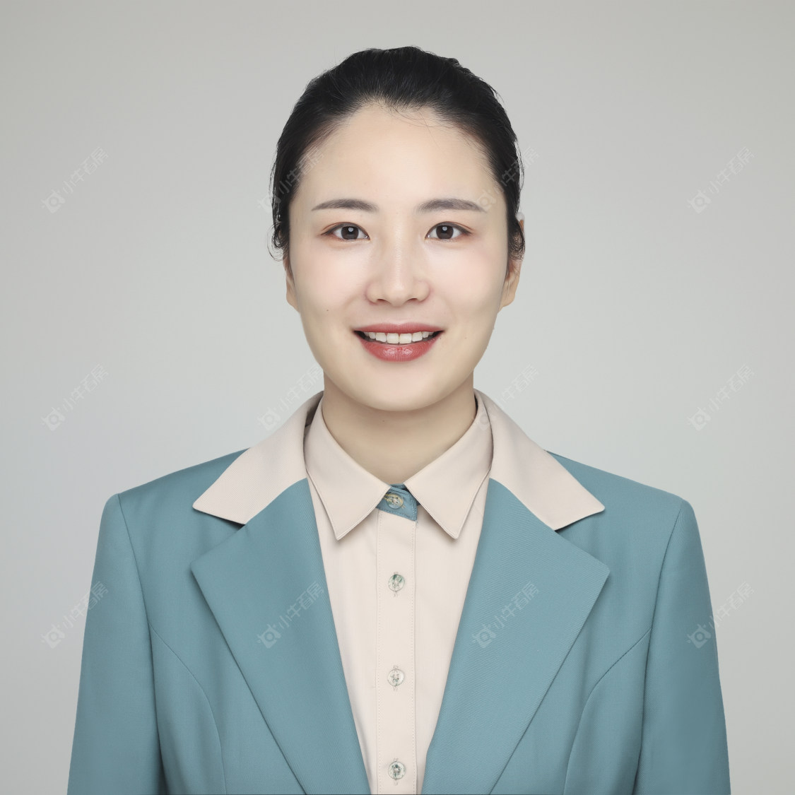 海凤 二手经纪人海凤