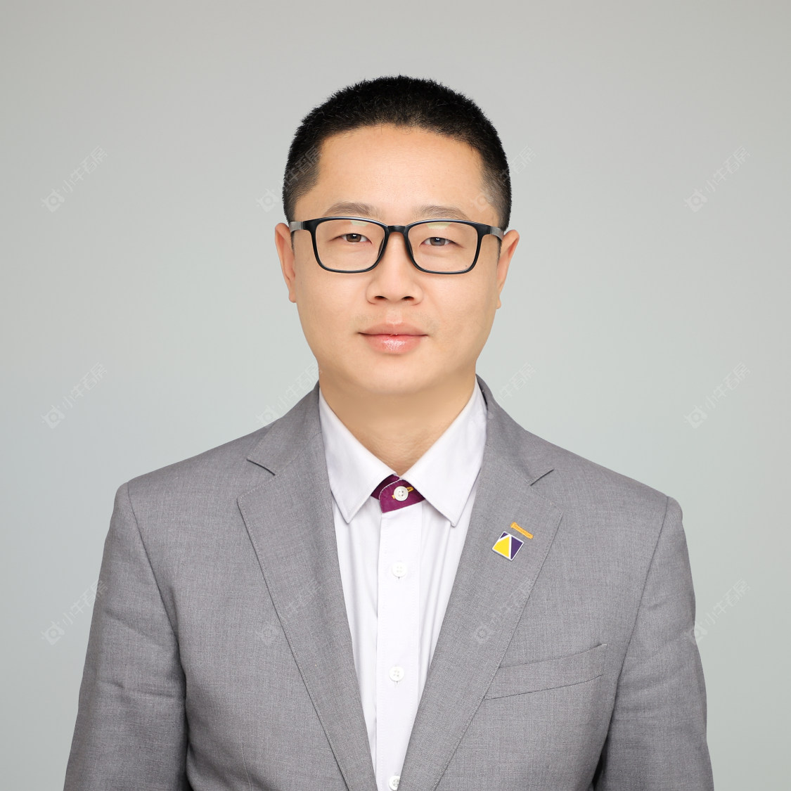 楼盘经纪人程明