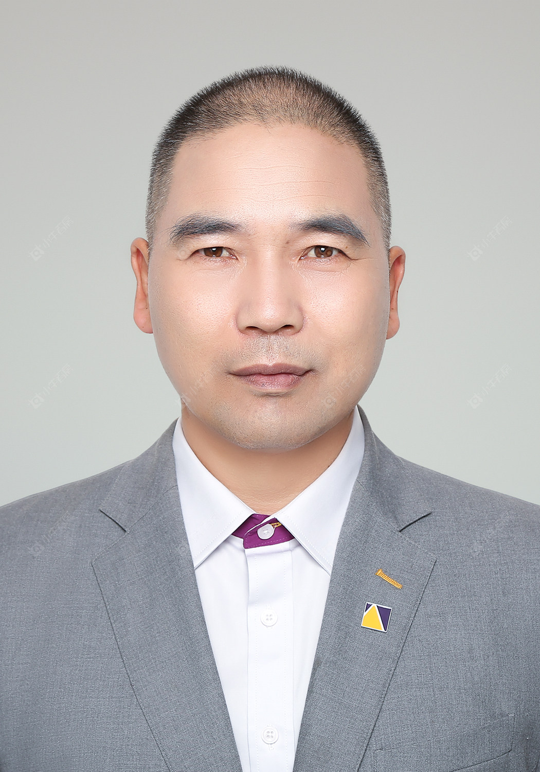 楼盘经纪人朱凤迎