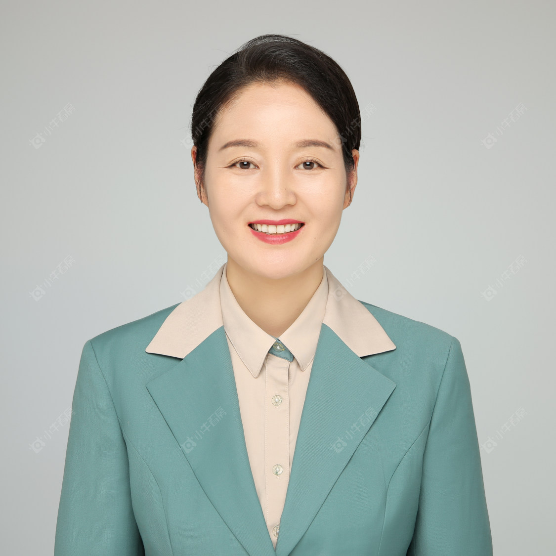 胡培红 二手经纪人胡培红