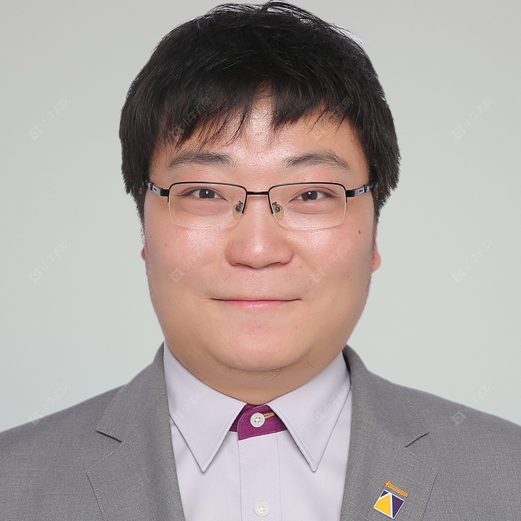 楼盘经纪人周春敏