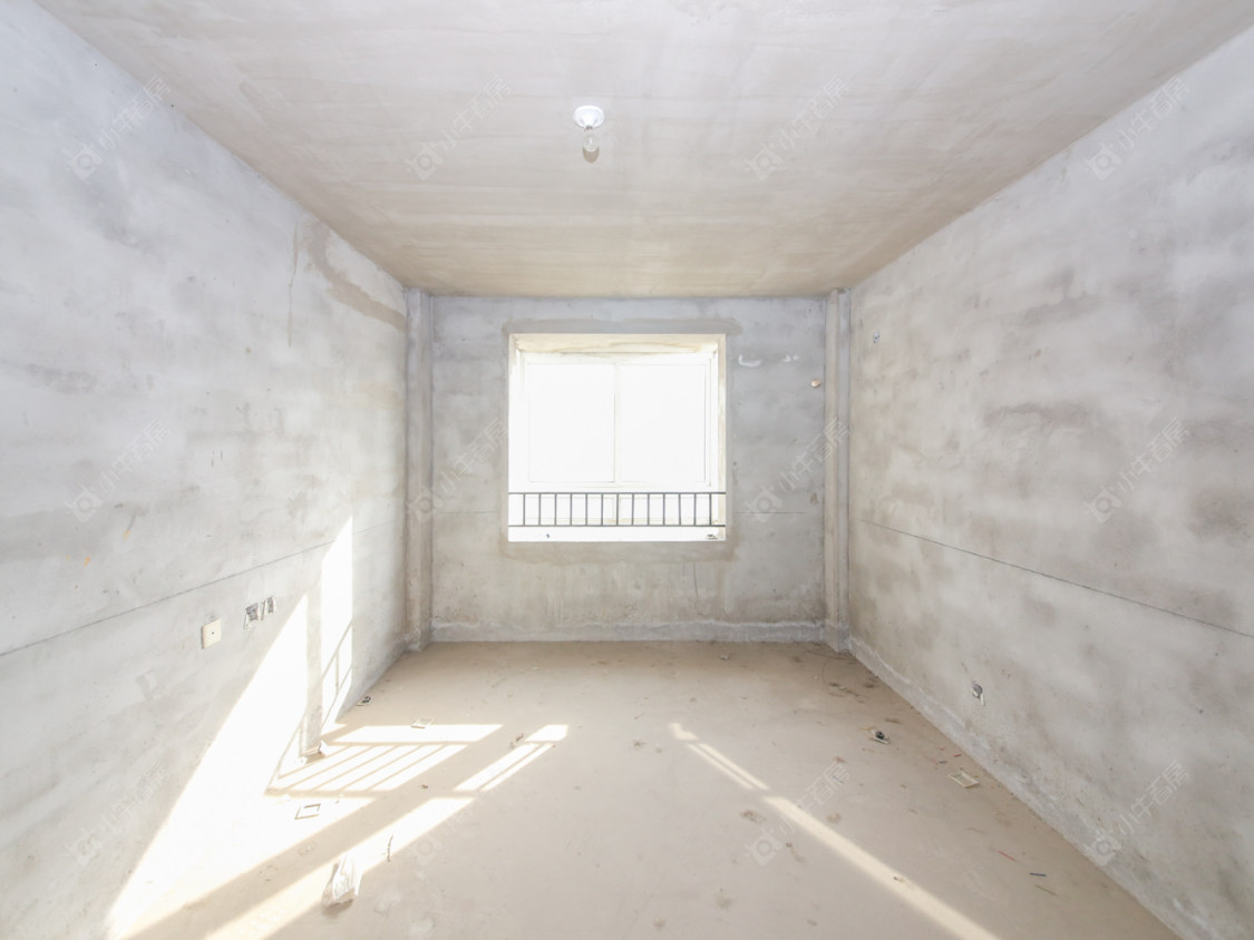 常州万士新村4室2厅2卫在售二手房房源图片