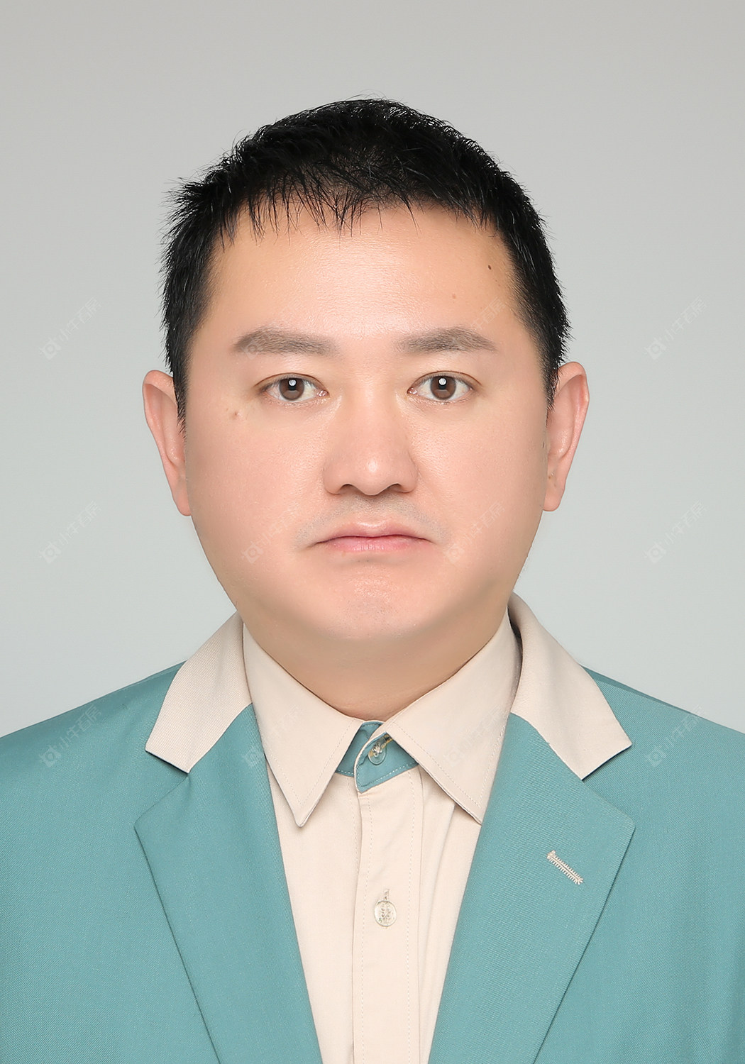 冯兴 二手经纪人冯兴